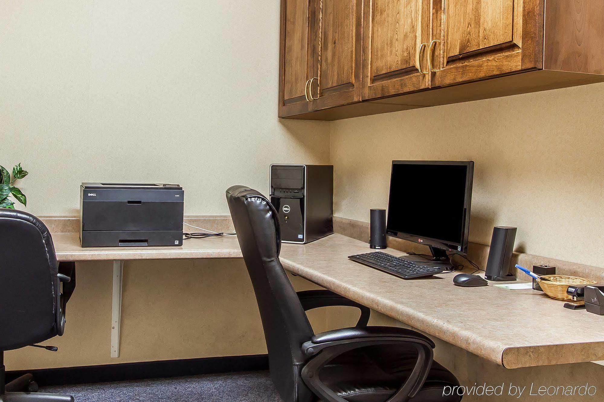 Quality Inn Burlington Near Hwy 34 Exteriör bild